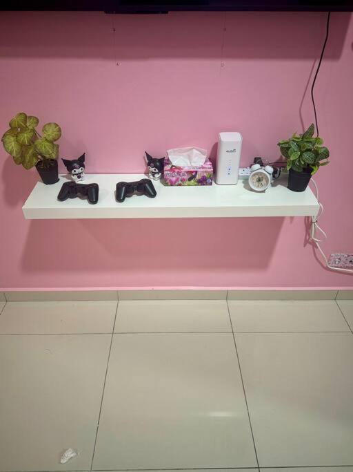 Hello Kitty Homestay - Cameron Highlands - Spacious Studio - Perfect For Families - Sleeps 4 And Baby Tanah Rata Zewnętrze zdjęcie