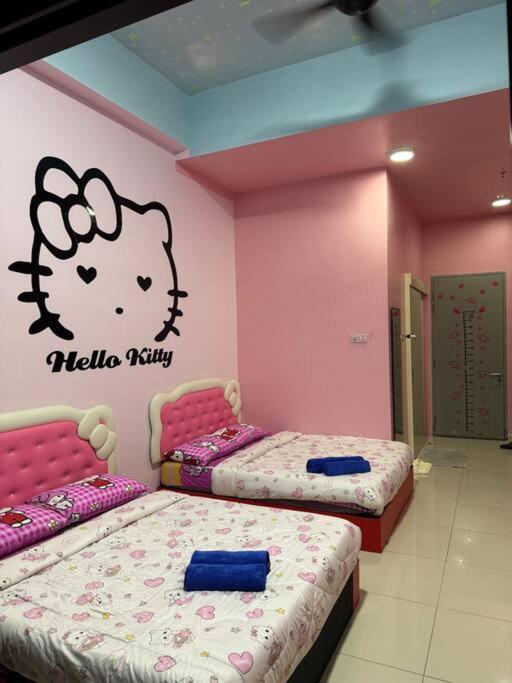 Hello Kitty Homestay - Cameron Highlands - Spacious Studio - Perfect For Families - Sleeps 4 And Baby Tanah Rata Zewnętrze zdjęcie